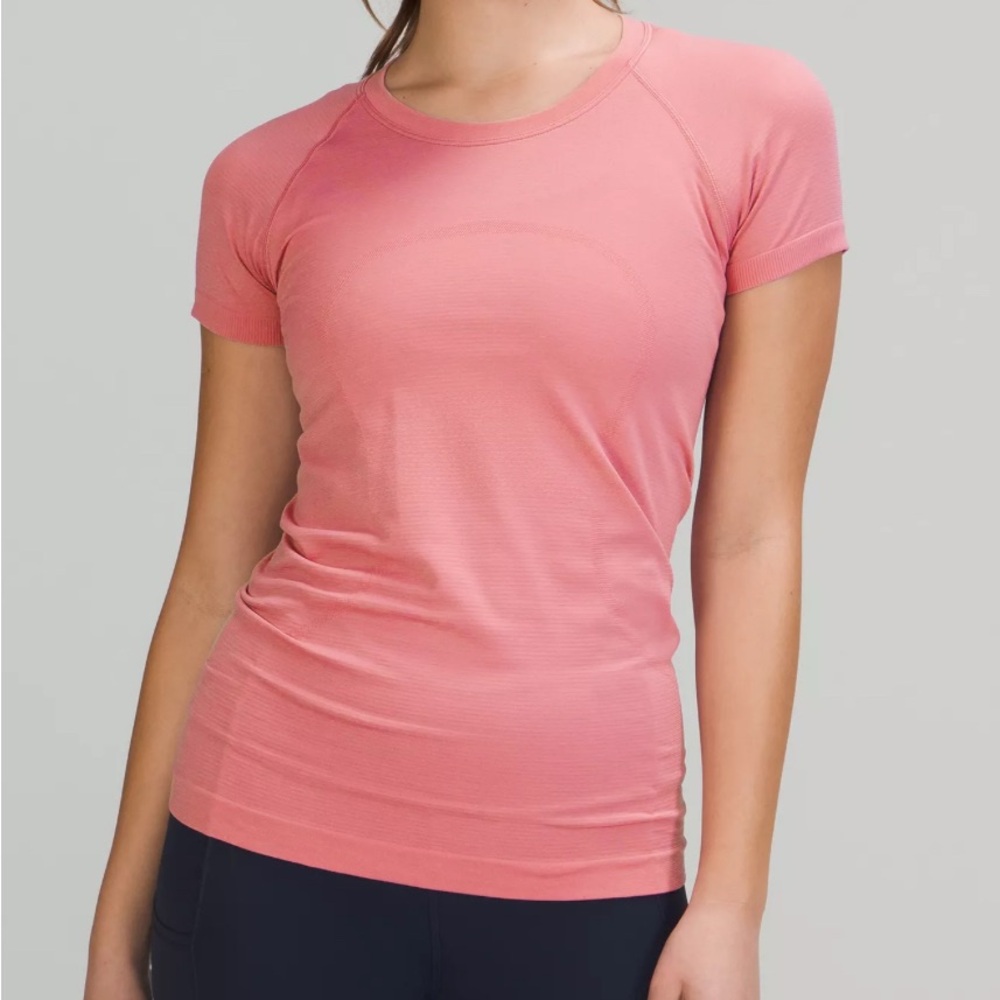 lululemon Swiftly Tech T-Shirt size 6